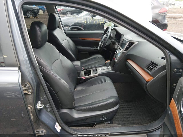 44991248 :رقم المزاد ، 4S4BRCMC0E3267659 vin ، 2014 Subaru Outback 2.5i Limited مزاد بيع