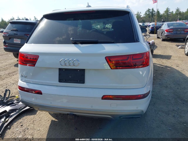WA1LHAF77KD027802 Audi Q7 45 Premium/45 Se Premium