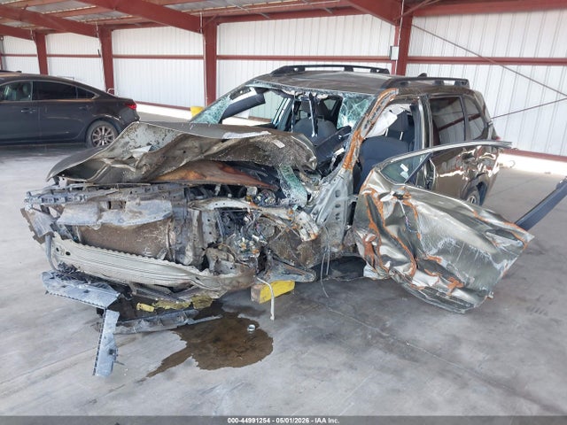 Subaru Forester Premium 2025 JF2SLDBC7SH517915 Image 2