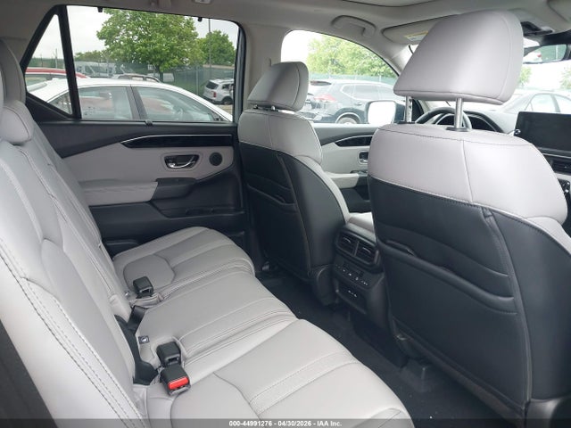 Honda Pilot Touring 2025 5FNYG2H75SB033723 Image 8