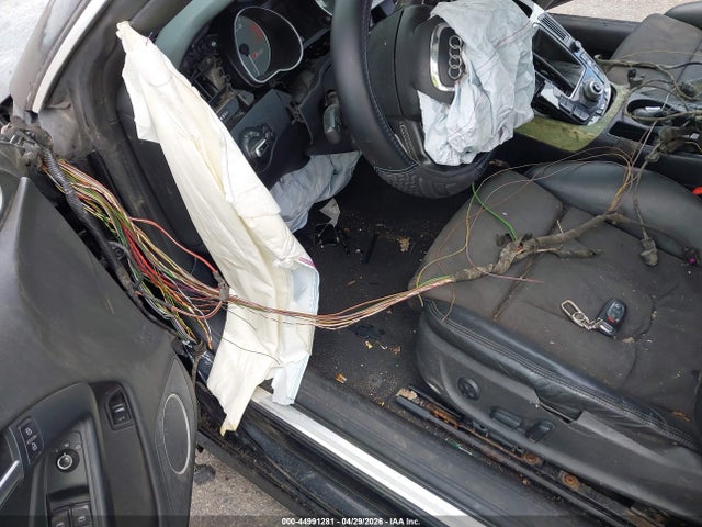 Продажа на аукционе авто 2011 Audi S5 4.2 Premium Plus, vin: WAUCVAFR1BA011240, номер лота: 44991281