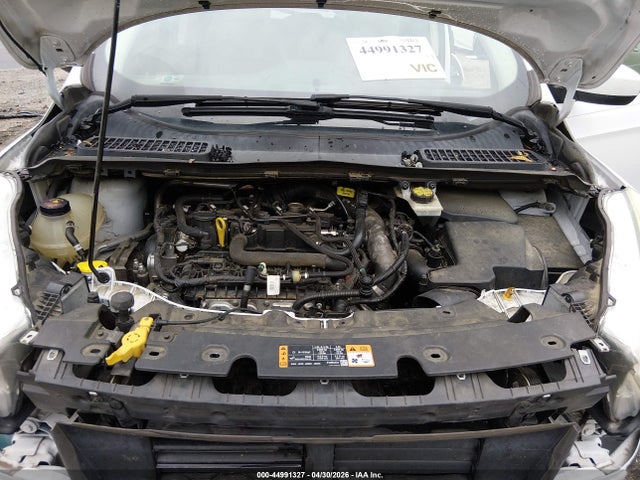 44991327 :رقم المزاد ، 1FMCU0GD8HUD81638 vin ، 2017 Ford Escape Se مزاد بيع