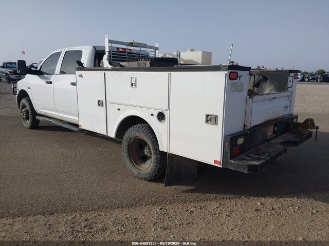 44991331 :رقم المزاد ، 3C7WRTCJXJG201510 vin ، 2018 Ram 3500 Chassis Tradesman/slt/laramie مزاد بيع