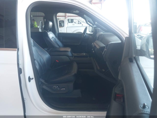 1FMJU1KT1JEA05374 Ford Expedition Limited