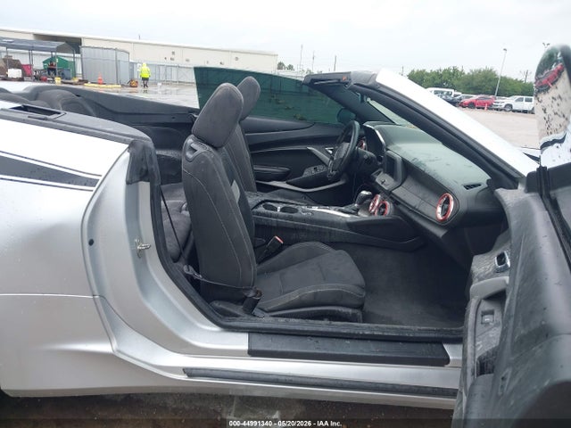 44991340 :رقم المزاد ، 1G1FB3DX0K0109258 vin ، 2019 Chevrolet Camaro 1lt مزاد بيع