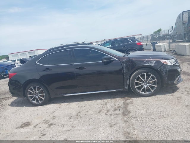 Aukcja sprzedaży 2018 Acura Tlx Tech Pkg, vin: 19UUB2F52JA010665, numer aukcji: 44991358