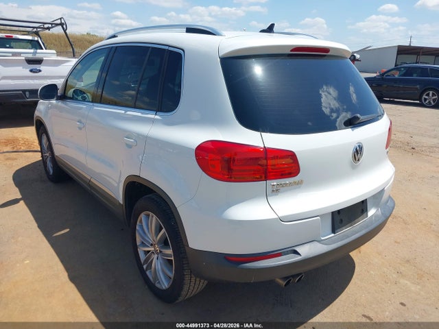 WVGAV7AX8GW577937 Volkswagen TIGUAN SE