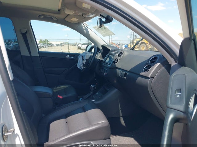 WVGAV7AX8GW577937 Volkswagen TIGUAN SE