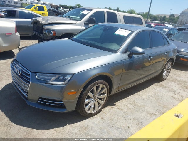 WAUGMAF43HN047795 Audi A4 2.0t Ultra Premium