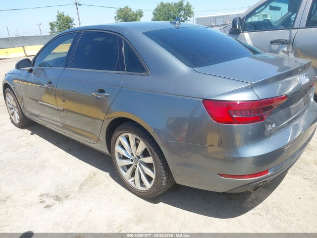 WAUGMAF43HN047795 Audi A4 2.0t Ultra Premium