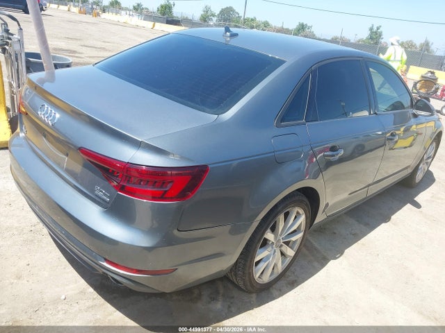 WAUGMAF43HN047795 Audi A4 2.0t Ultra Premium