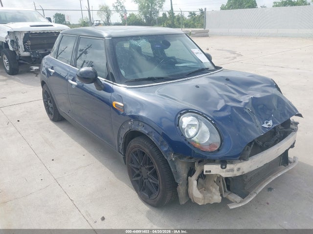 Mini Hardtop Cooper 2016 WMWXU1C56G2A93461 Image 1