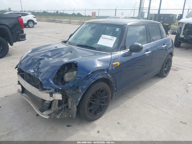 Mini Hardtop Cooper 2016 WMWXU1C56G2A93461 Image 2