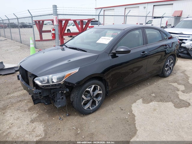 KIA Forte Lxs 2019 3KPF24AD8KE109605 Image 2