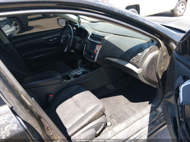 2017 Nissan Altima 2.5 Sv მანქანა იყიდება აუქციონზე, vin: 1N4AL3AP3HC132100, აუქციონის ნომერი: 44991425