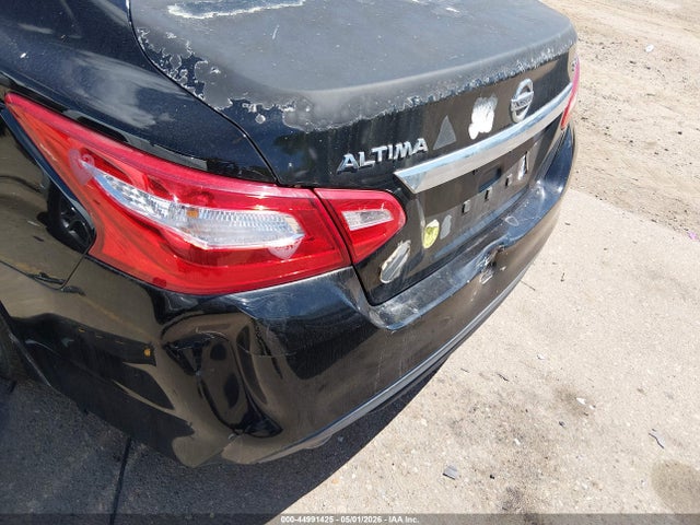 2017 Nissan Altima 2.5 Sv მანქანა იყიდება აუქციონზე, vin: 1N4AL3AP3HC132100, აუქციონის ნომერი: 44991425