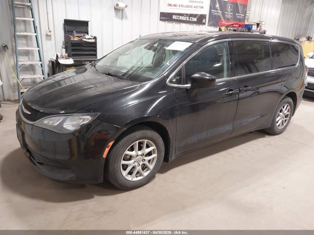 44991437 :رقم المزاد ، 2C4RC1DG5HR610618 vin ، 2017 Chrysler Pacifica Touring مزاد بيع