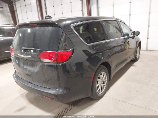 44991437 :رقم المزاد ، 2C4RC1DG5HR610618 vin ، 2017 Chrysler Pacifica Touring مزاد بيع
