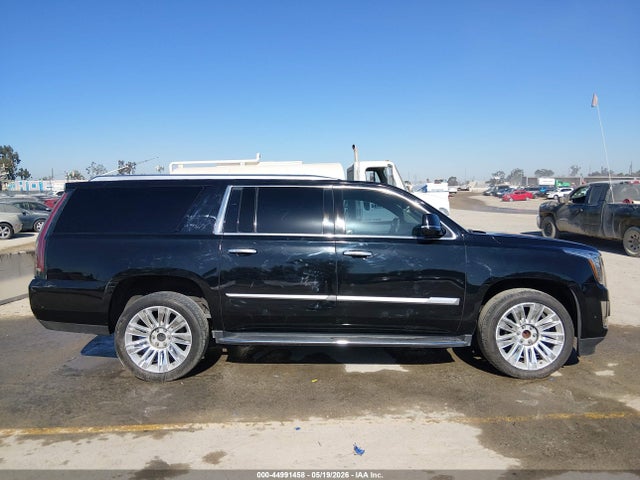 Aukcja sprzedaży 2018 Cadillac Escalade Esv Luxury, vin: 1GYS3HKJ8JR203911, numer aukcji: 44991458
