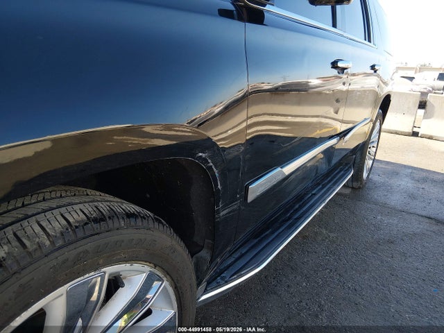 Aukcja sprzedaży 2018 Cadillac Escalade Esv Luxury, vin: 1GYS3HKJ8JR203911, numer aukcji: 44991458