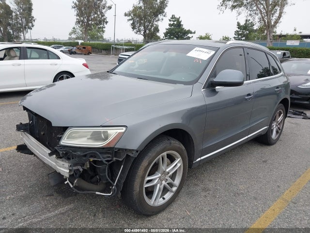Audi Q5 2.0t Premium 2014 WA1LFAFP0EA057087 Image 2