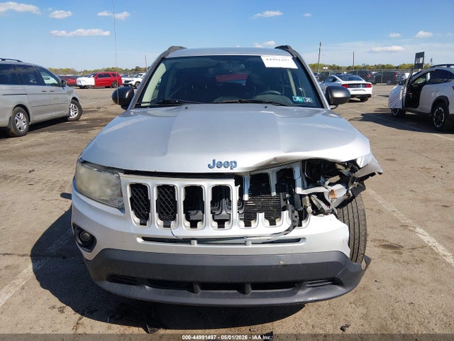 44991497 :رقم المزاد ، 1C4NJDBB7DD253825 vin ، 2013 Jeep Compass Sport مزاد بيع