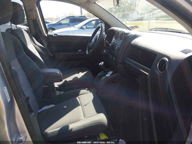 44991497 :رقم المزاد ، 1C4NJDBB7DD253825 vin ، 2013 Jeep Compass Sport مزاد بيع