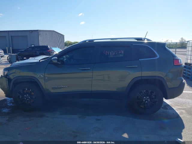2019 Jeep Cherokee Latitude 4x4 მანქანა იყიდება აუქციონზე, vin: 1C4PJMCX5KD158857, აუქციონის ნომერი: 44991528