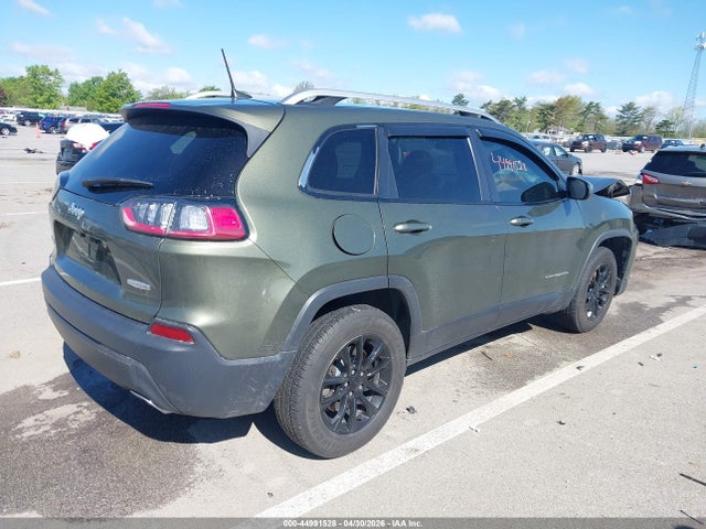 2019 Jeep Cherokee Latitude 4x4 მანქანა იყიდება აუქციონზე, vin: 1C4PJMCX5KD158857, აუქციონის ნომერი: 44991528