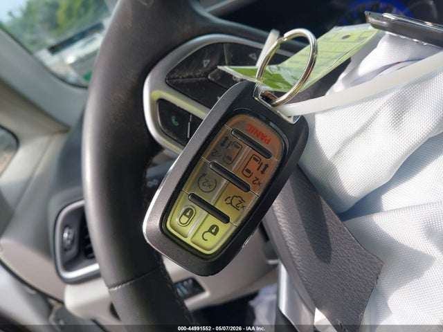 44991552 :رقم المزاد ، 2C4RC1BG1NR167415 vin ، 2022 Chrysler Pacifica Touring L مزاد بيع