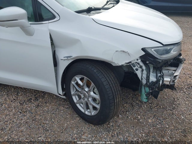 44991552 :رقم المزاد ، 2C4RC1BG1NR167415 vin ، 2022 Chrysler Pacifica Touring L مزاد بيع