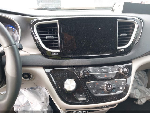 44991552 :رقم المزاد ، 2C4RC1BG1NR167415 vin ، 2022 Chrysler Pacifica Touring L مزاد بيع