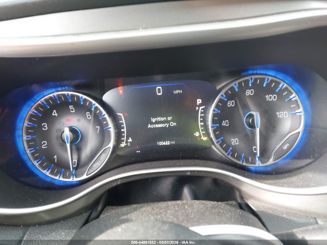 44991552 :رقم المزاد ، 2C4RC1BG1NR167415 vin ، 2022 Chrysler Pacifica Touring L مزاد بيع