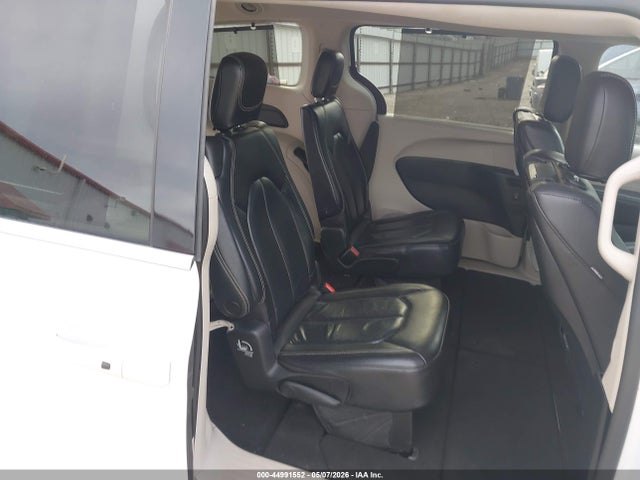 44991552 :رقم المزاد ، 2C4RC1BG1NR167415 vin ، 2022 Chrysler Pacifica Touring L مزاد بيع
