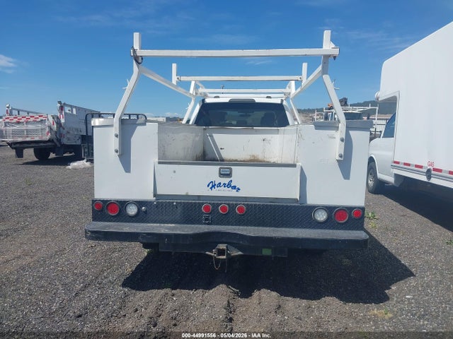 1FD8W3HT9MED02957 Ford F-350 Chassis Xlt