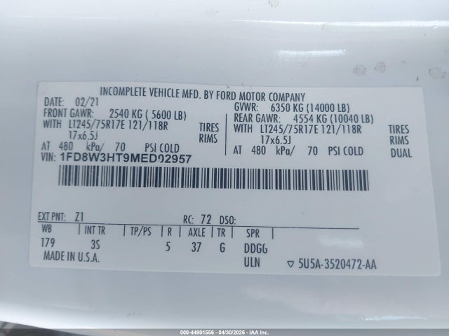 1FD8W3HT9MED02957 Ford F-350 Chassis Xlt