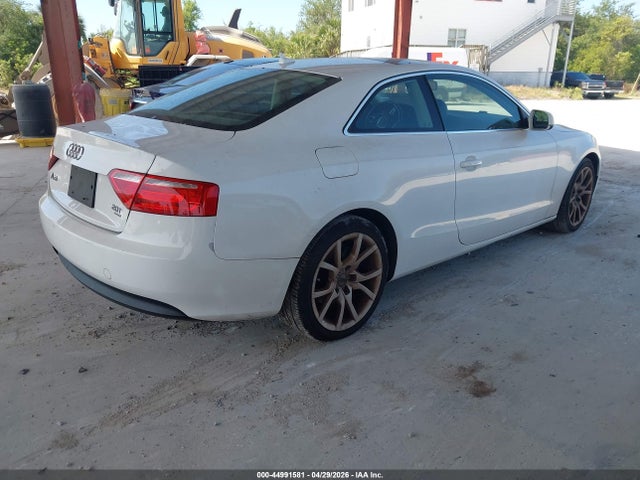 44991581 :رقم المزاد ، WAUCFAFR9BA068640 vin ، 2011 Audi A5 2.0t Premium مزاد بيع