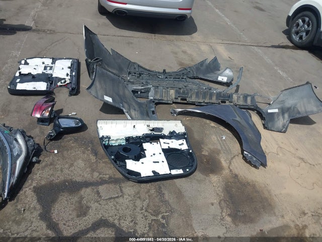 44991583 :رقم المزاد ، 5TDDRKEC7MS070880 vin ، 2021 Toyota Sienna Xse مزاد بيع
