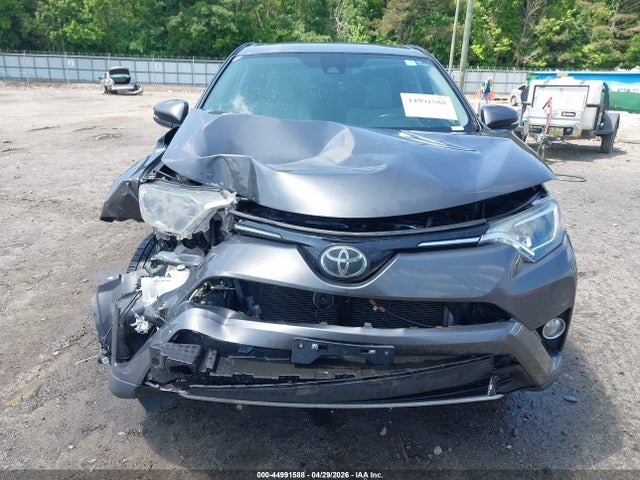 Aukcja sprzedaży 2018 Toyota Rav4 Xle, vin: 2T3WFREV4JW465704, numer aukcji: 44991588