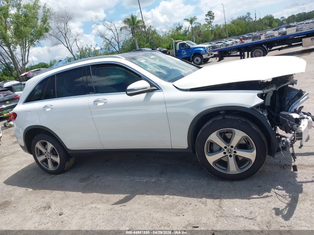 Продажа на аукционе авто 2019 Mercedes-benz Glc 300 4matic, vin: WDC0G4KBXKV152532, номер лота: 44991590