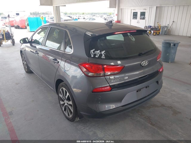 2018 Hyundai Elantra Gt მანქანა იყიდება აუქციონზე, vin: KMHH35LE7JU034098, აუქციონის ნომერი: 44991615