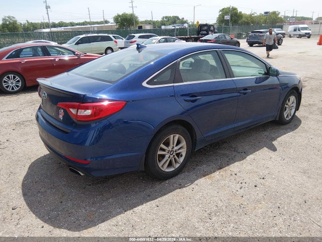 Hyundai SONATA SE 2015 5NPE24AF2FH234405 Image 4