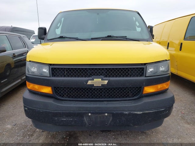 2018 Chevrolet Express 2500 Work Van მანქანა იყიდება აუქციონზე, vin: 1GCWGAFG2J1316527, აუქციონის ნომერი: 44991650