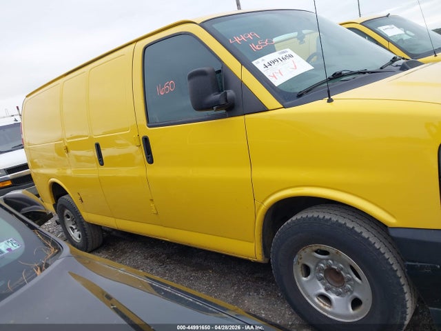 2018 Chevrolet Express 2500 Work Van მანქანა იყიდება აუქციონზე, vin: 1GCWGAFG2J1316527, აუქციონის ნომერი: 44991650