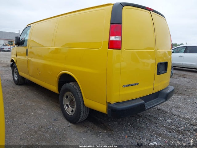 2018 Chevrolet Express 2500 Work Van მანქანა იყიდება აუქციონზე, vin: 1GCWGAFG2J1316527, აუქციონის ნომერი: 44991650
