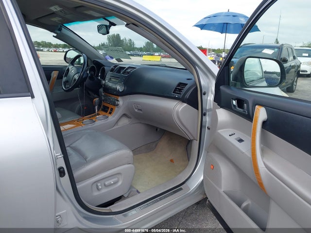 44991676 :رقم المزاد ، JTEEW44A582011019 vin ، 2008 Toyota Highlander Hybrid Limited مزاد بيع
