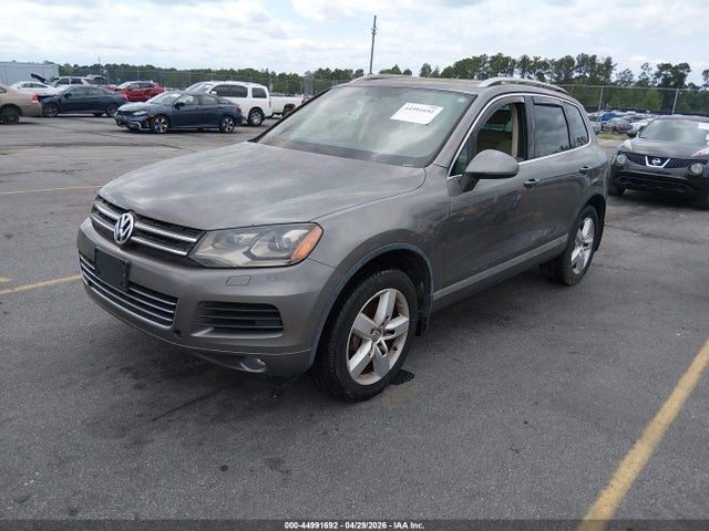 2012 Volkswagen Touareg Tdi Lux მანქანა იყიდება აუქციონზე, vin: WVGFK9BP6CD004808, აუქციონის ნომერი: 44991692