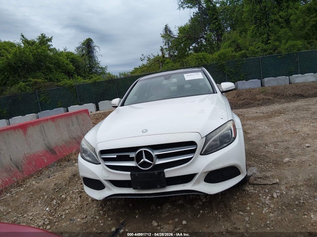 Продаж на аукціоні авто 2015 Mercedes-benz C 300 4matic, vin: 55SWF4KB1FU080383, номер лоту: 44991712