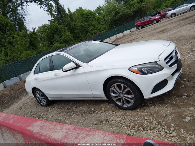 Продаж на аукціоні авто 2015 Mercedes-benz C 300 4matic, vin: 55SWF4KB1FU080383, номер лоту: 44991712