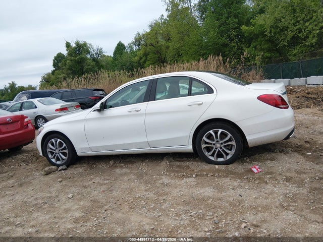 Продаж на аукціоні авто 2015 Mercedes-benz C 300 4matic, vin: 55SWF4KB1FU080383, номер лоту: 44991712